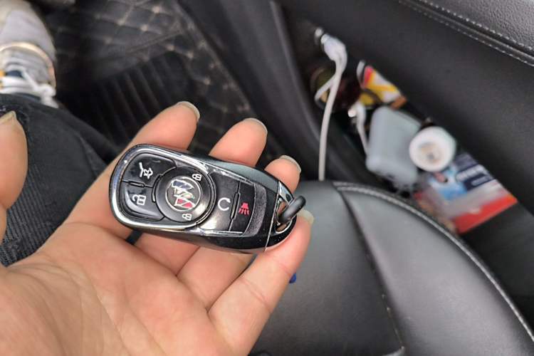 Used Buick Enclave 2022 652T Two-Wheel-Drive Prestige 7-Seater