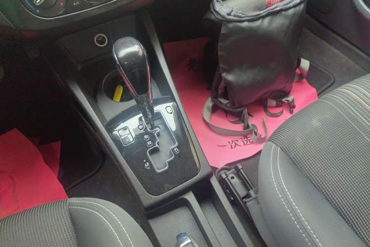 Used Dongfeng Aeolus AX3 2017 Leading Edition 1.5L Automatic Shangkue Model
