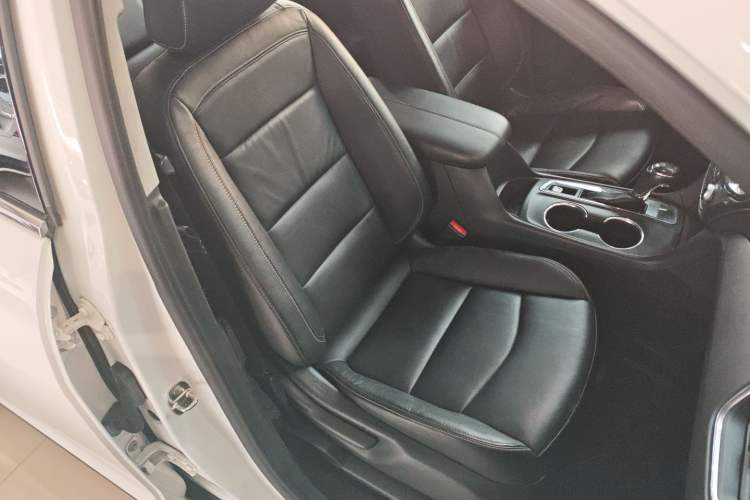 Used Chevrolet Equinox 2019 535T Automatic YuJie Edition China V Standard