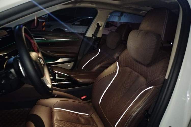 Used BMW 5 Series 2020 530Li Luxury Edition Premium Package
