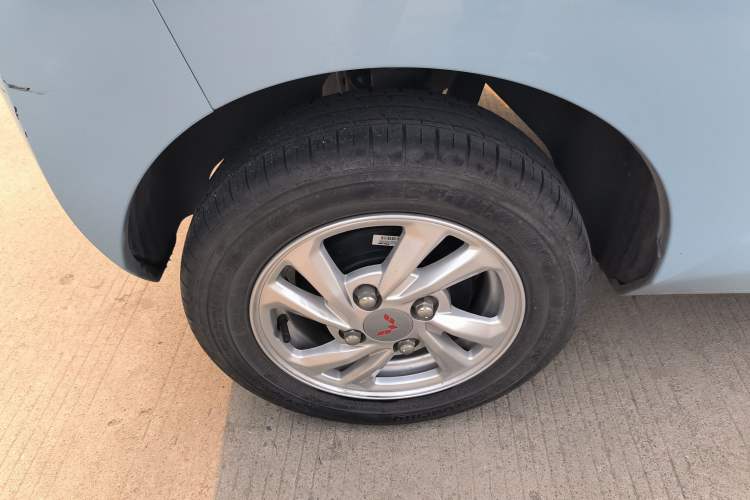 Used Wuling Hongguang MINIEV 2020 Freedom Version Lithium Iron Phosphate Right Rear Wheel Hub