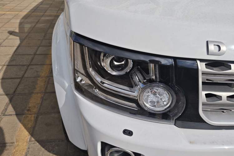 Used Land Rover Discovery 2014 3.0 SC V6 HSE Luxury
