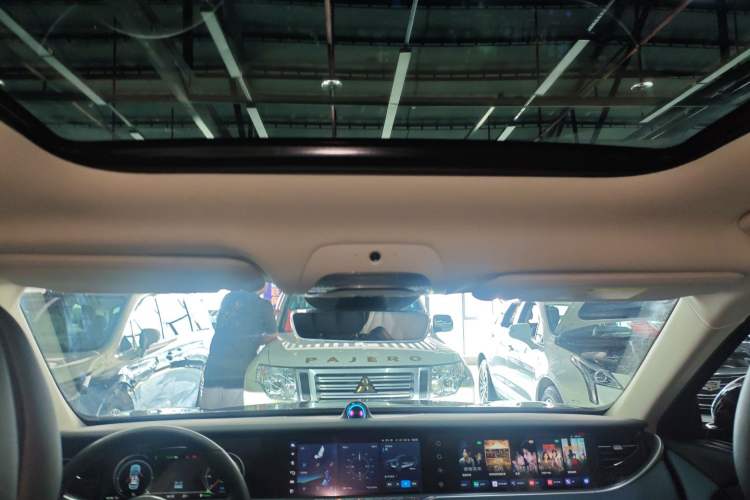 Used VOYAH FREE 2024 Ultra-Long Range Intelligent Driving Version Headliner