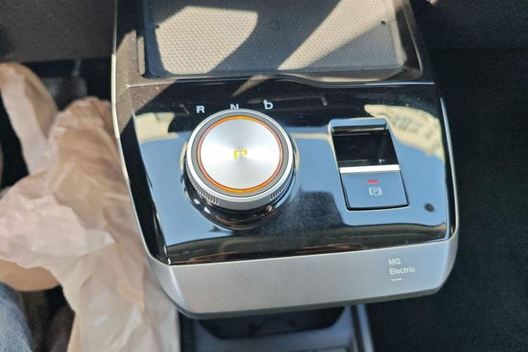 Used MG 4 EV 2022 520 km Flagship Edition
