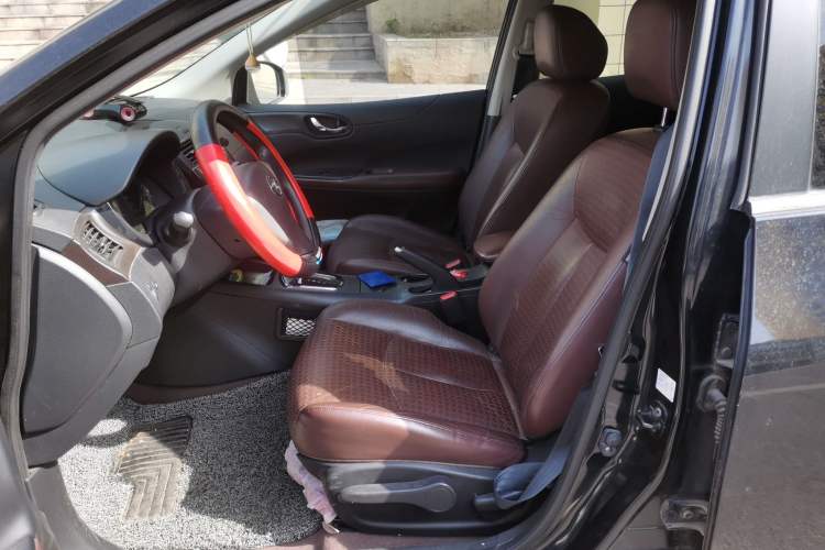 Used Nissan Tiida 2013 1.6L CVT Cool Cafe Edition Left Front Seat