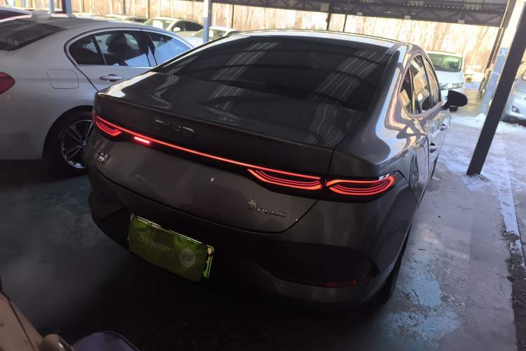 Used BYD Qin PLUS 2025 DM-i Smart Drive 55KM Leading Model
