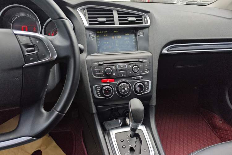 Used Citroen C4L 2014 1.6THP Intelligent Drive Automatic Dynamic Model Audio And AC Panel