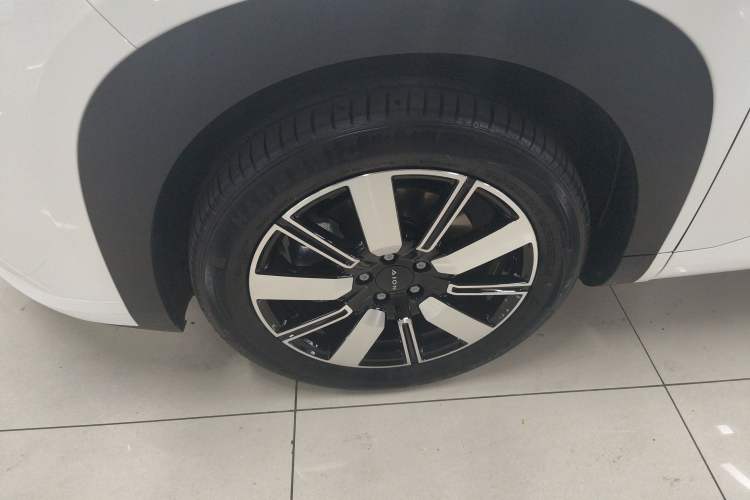 Used AION i60 2026 Model 530 Standard Edition Left Front Wheel Hub