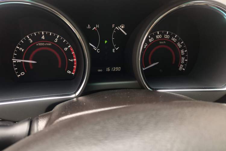 Used Toyota Highlander 2012 2.7L Two-Wheel Drive 7-Seater Luxury Edition
