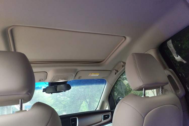 Used Buick GL8 2015 2.4L Luxury Business Premium Edition
