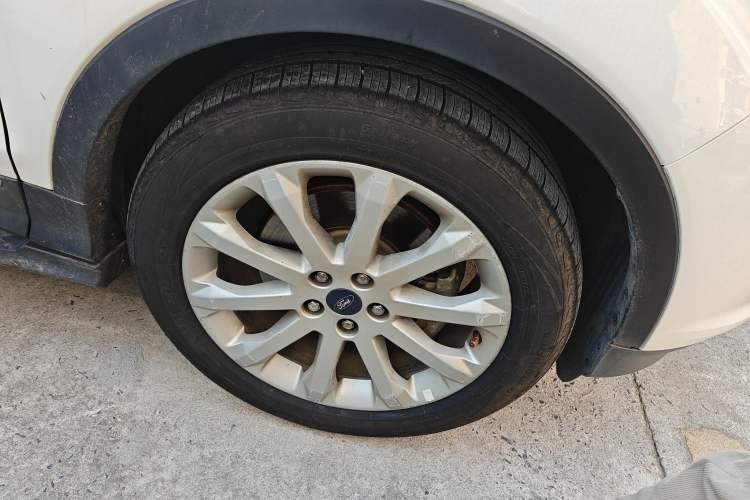 Used Ford Kuga 2015 1.5L GTDi Four-Wheel-Drive Elite Model