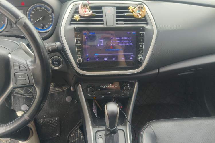 Used Suzuki S-Cross 2014 1.6L CVT Four-Wheel Drive Luxury Version Audio And AC Panel