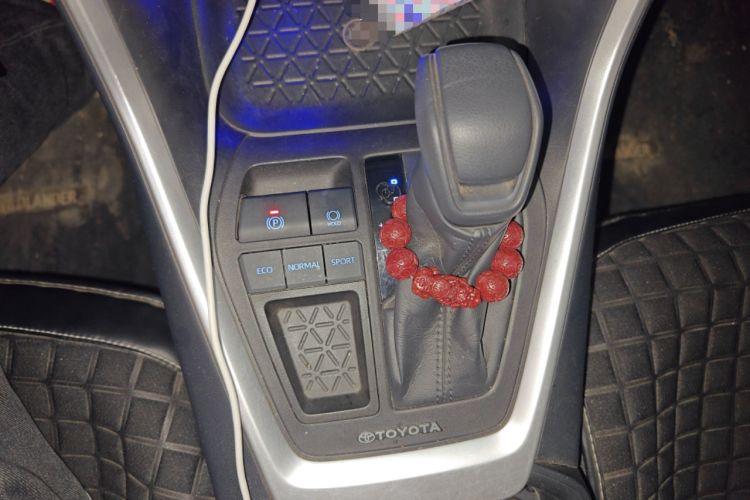 Used Toyota Wildlander 2022 2.0L CVT Two-Wheel Drive Leading Edition