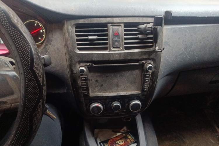 Used Wuling Hongguang 2015 1.2L S Base Model China IV