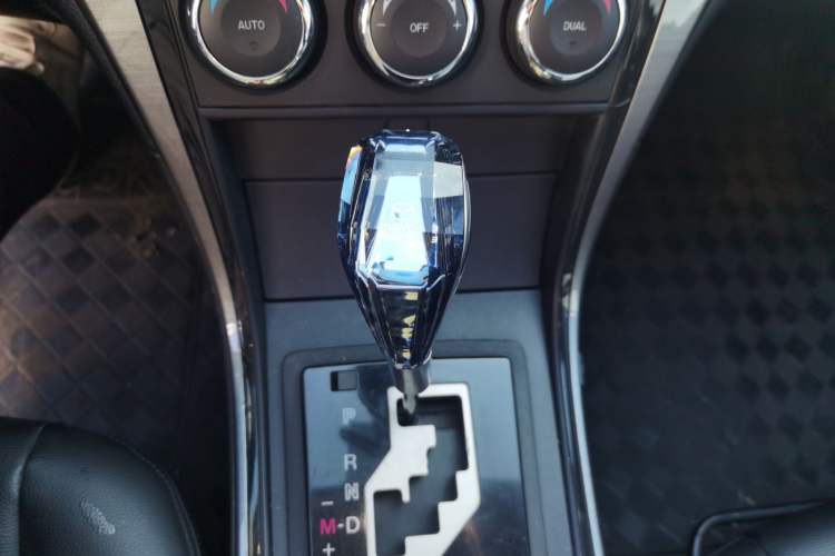 Used Mazda 6 2012 2.0L Automatic Elite Edition Gear Lever