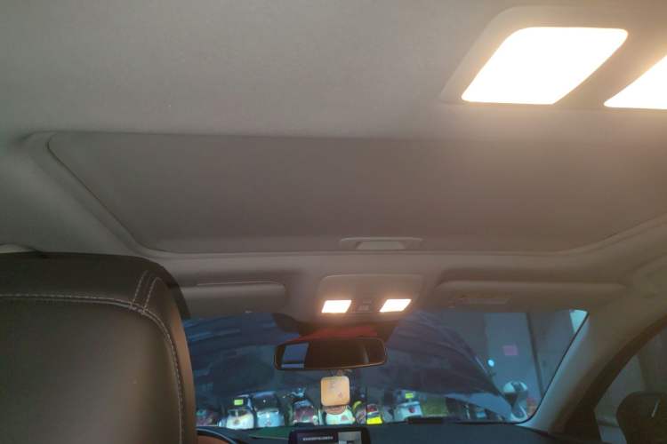 Used Mazda Atenza 2021 2.0L Blue Sky Luxury Edition Headliner