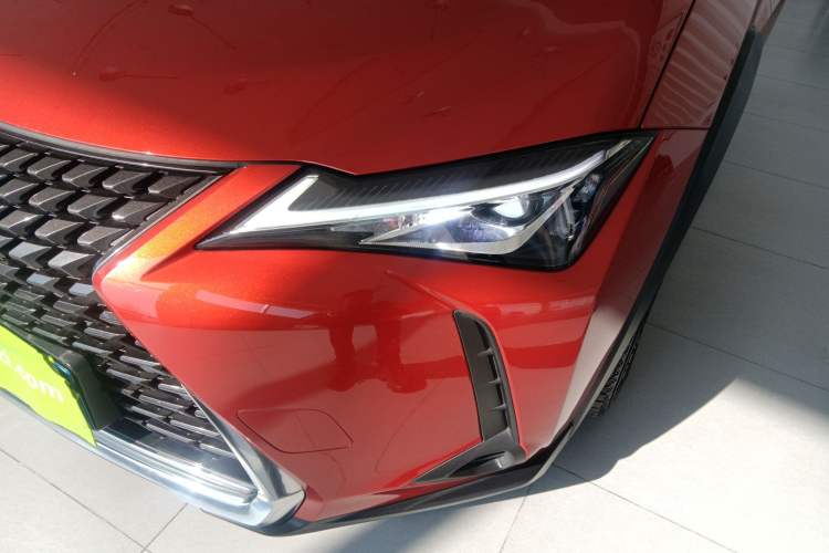 Used Lexus UX 2019 260h Explore-Cool Edition China VI Standard
