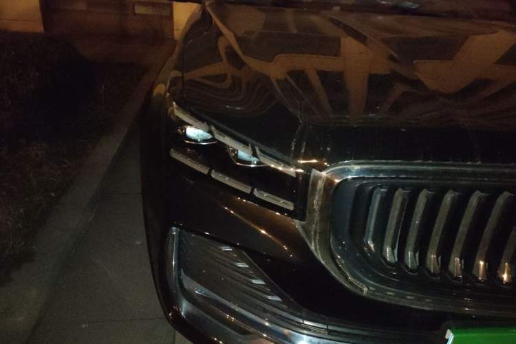 Used Geely Auto Monjaro L 2021 2.0TD DCT EVO Two-Wheel Drive Prestige Version Right Front Headlight