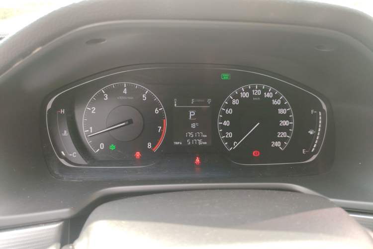 Used Honda Accord 2018 260TURBO Elite Edition China V Odometer Close Up