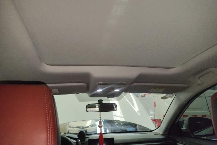 Used FORTHING T5L 2020 1.5T Automatic Luxury 7-Seater China VI Standard Headliner