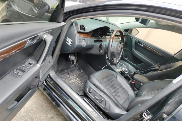 Used Volkswagen Magotan 2015 1.8TSI Prestige Model Driver Seat