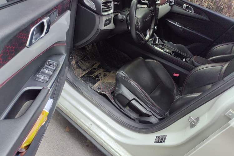 Used Lynk & Co 03 2018 1.5TD DCT Sport Edition China V Standard
