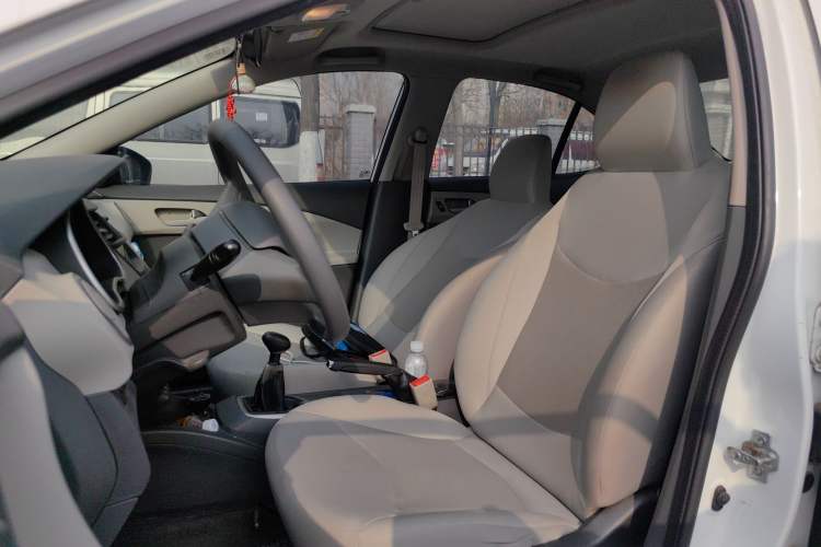 Used Chevrolet Sail 2015 Sail 3 1.5L Manual with Ideal Sunroof Edition