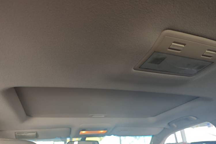 Used Toyota Land Cruiser 2012 4.0L Automatic VX Headliner