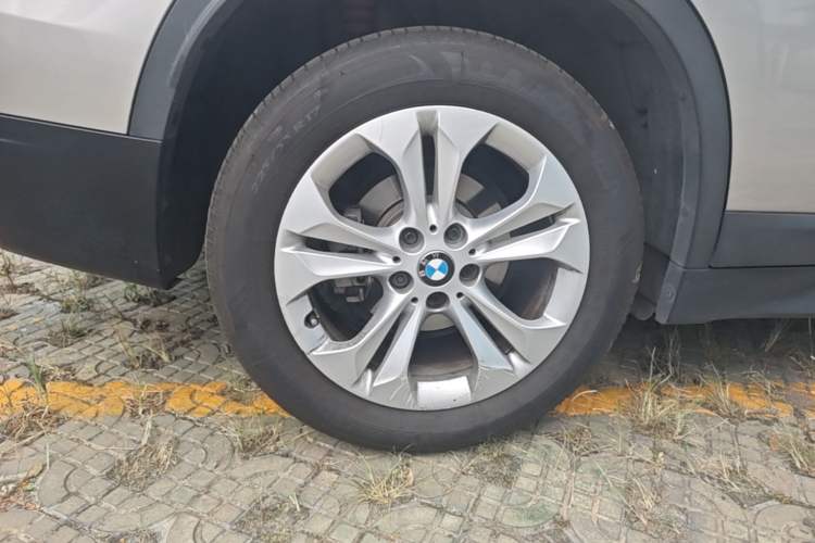 Used BMW X1 2016 sDrive18Li Premium Edition