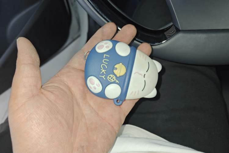 Used Toyota C-HR 2023 2.0L Luxury Edition Interior 1