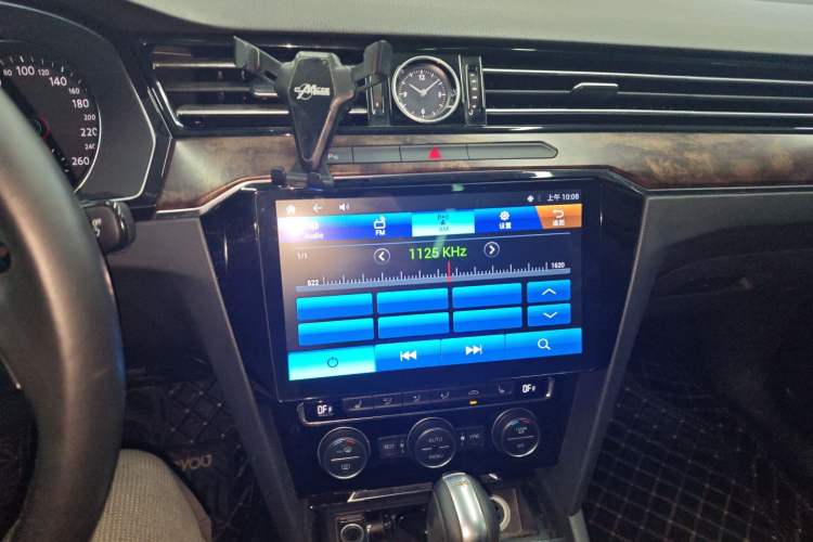 Used Volkswagen Magotan 2018 330TSI DSG Luxury Model
