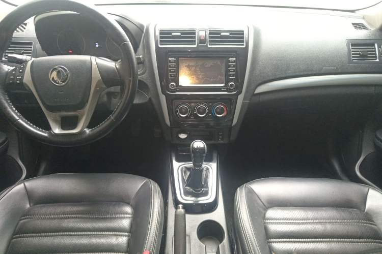 Used FORTHING Joyear S50 2016 1.5L Manual Luxury Edition