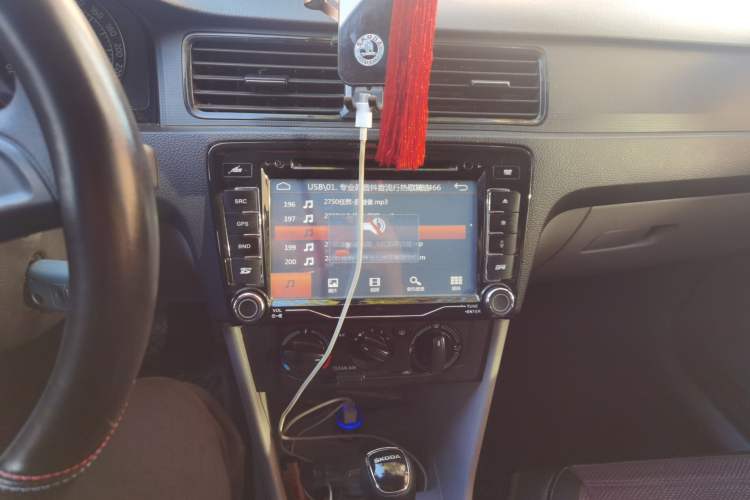 Used Skoda Rapid 2016 1.6L Automatic Front-Wheel Drive Model