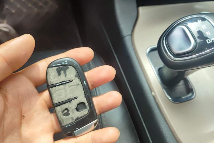 Used Jeep Grand Cherokee 2014 3.0TD Diesel Comfort Navigation Version Vehicle Key