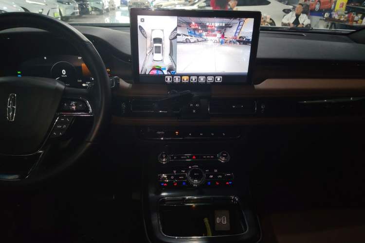 Used Lincoln Nautilus 2021 2.0T Four-Wheel Drive Luxury Edition Audio And AC Panel