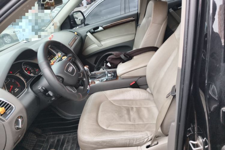 Used Audi Q7 2013 35 TFSI Comfort Model Left Front Seat