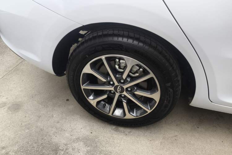 Used Chery Arrizo 5 2025 Excellence Version 1.5L CVT Fashionable Edition Right Rear Wheel Hub