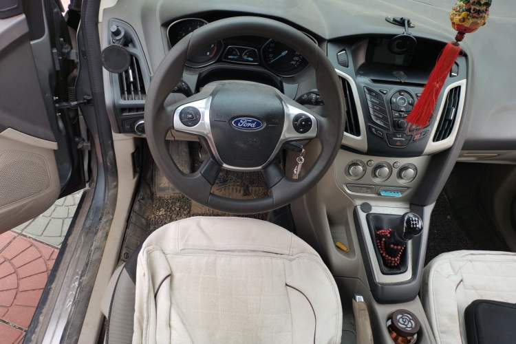 Used Ford Focus 2012 Sedan 1.6L Manual Comfort Model