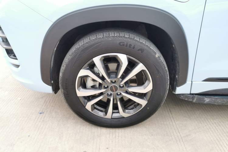 Used EXEED Zhuifeng C-DM 2022 1.5 TCI-DHT 105 km "Chengfeng Qi" Edition Left Front Wheel Hub