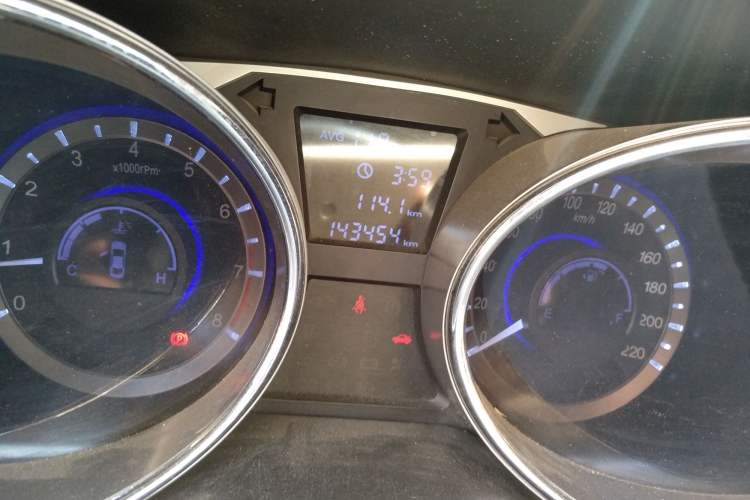 Used JAC Group Refine M2 2013 1.5L Manual Comfort Model 5 Seats
