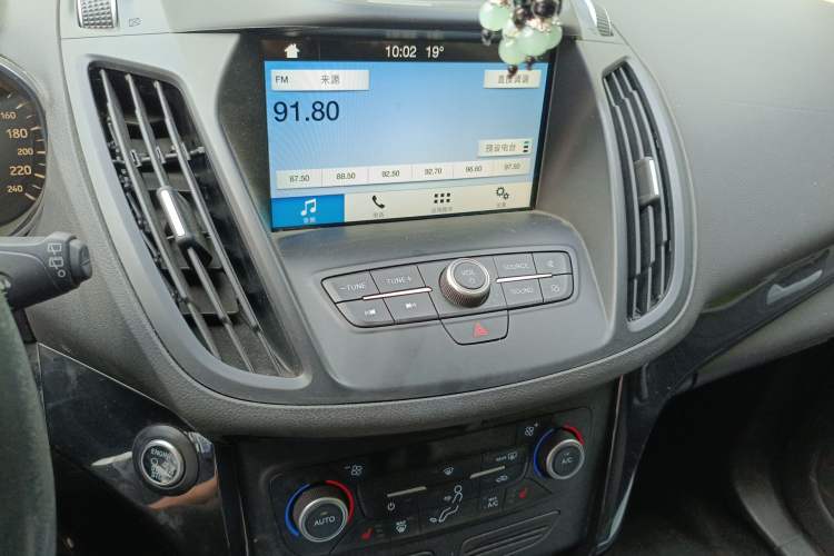 Used Ford Kuga 2018 Facelifted EcoBoost 180 Two-Wheel Drive Luxury Wing Edition Audio And AC Panel