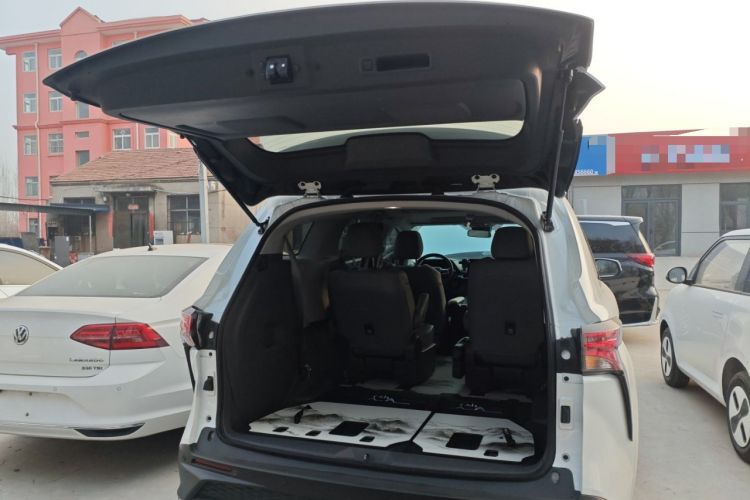 Used Toyota Granvia 2024 2.5L Hybrid Comfort Edition