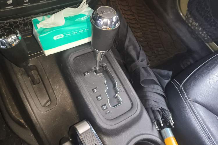 Used Jeep Wrangler 2013 3.6L Sahara Four-Door Edition