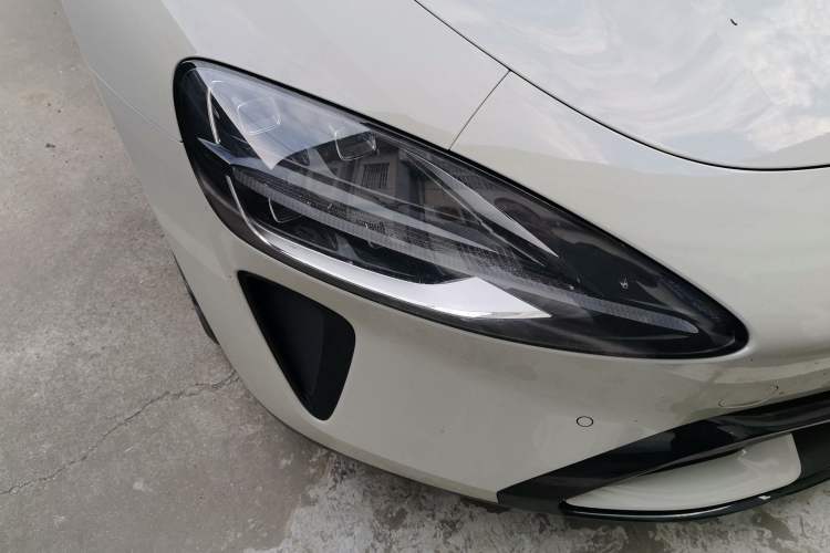 Used Xiaomi Auto SU7 2024 Rear-Drive Long-Range Intelligent Driving Version

