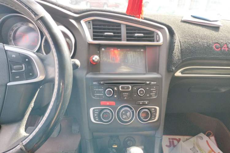 Used Citroen C4L 2014 1.8L Intelligent Drive Manual Version – Dynamic Edition
