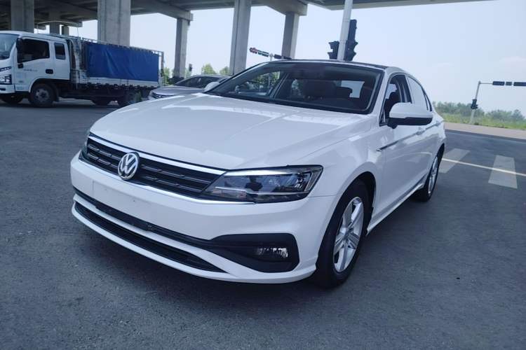 Used Volkswagen Lamando 2019 230TSI DSG Fashion Edition China VI
