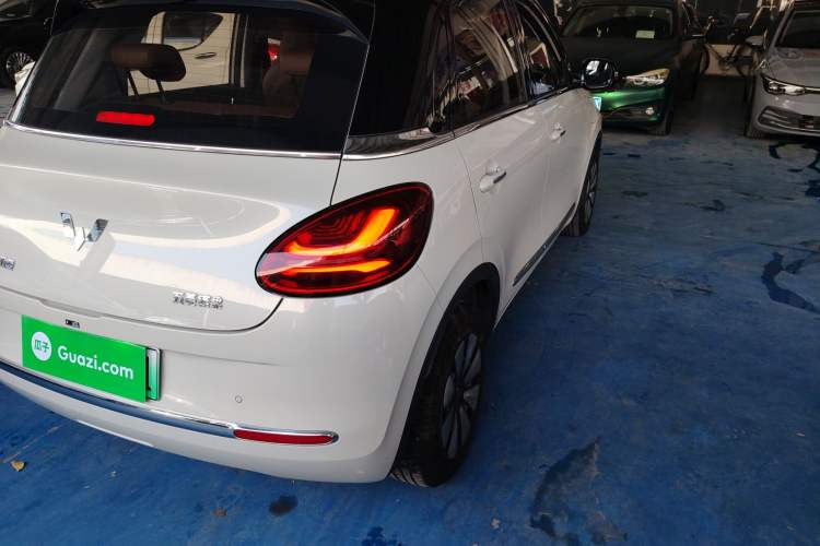 Used Wuling Bingo 2023 410 km Lingxi Deluxe Edition