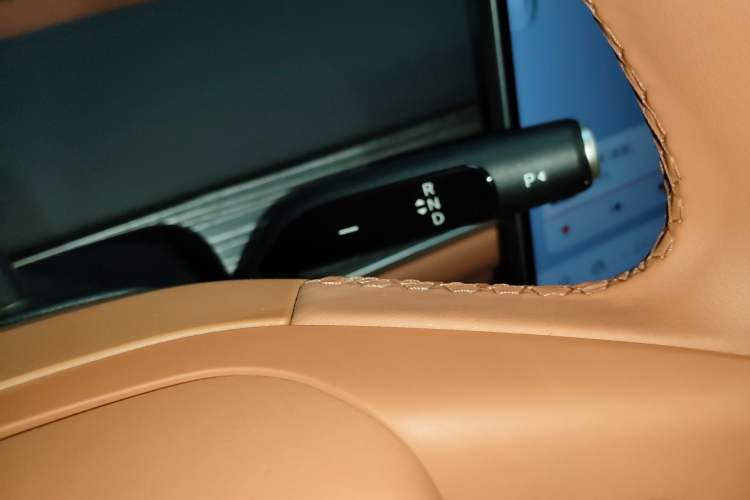 Used ONVO L60 2024 60 kWh Rear-Drive Version