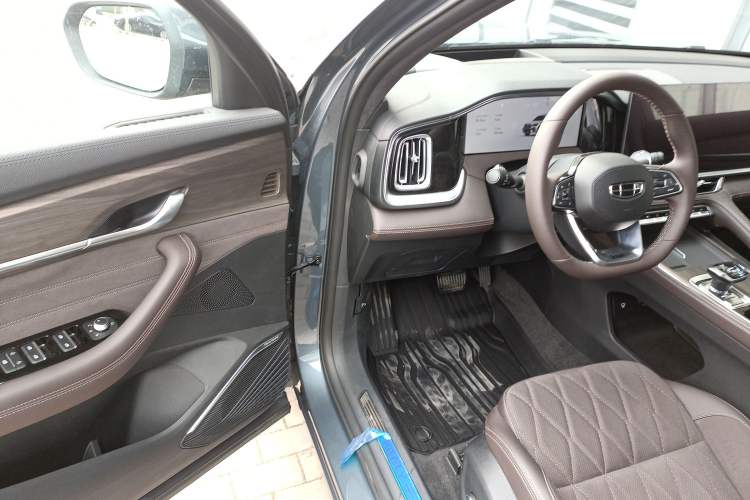 Used Geely Auto Monjaro L 2026 Model Oriental Yao 2.0TD Automatic Lanxing Edition
