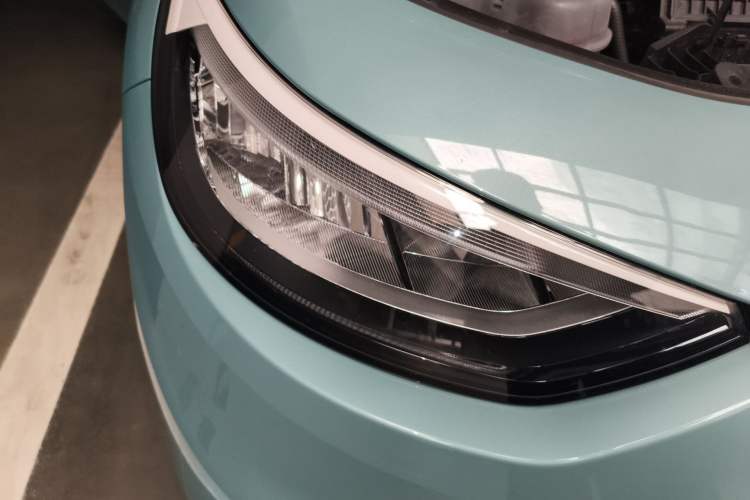 Used Volkswagen ID.3 2025 Revised Version Smart Edition Purely Intelligent Enjoyment Version Right Front Headlight